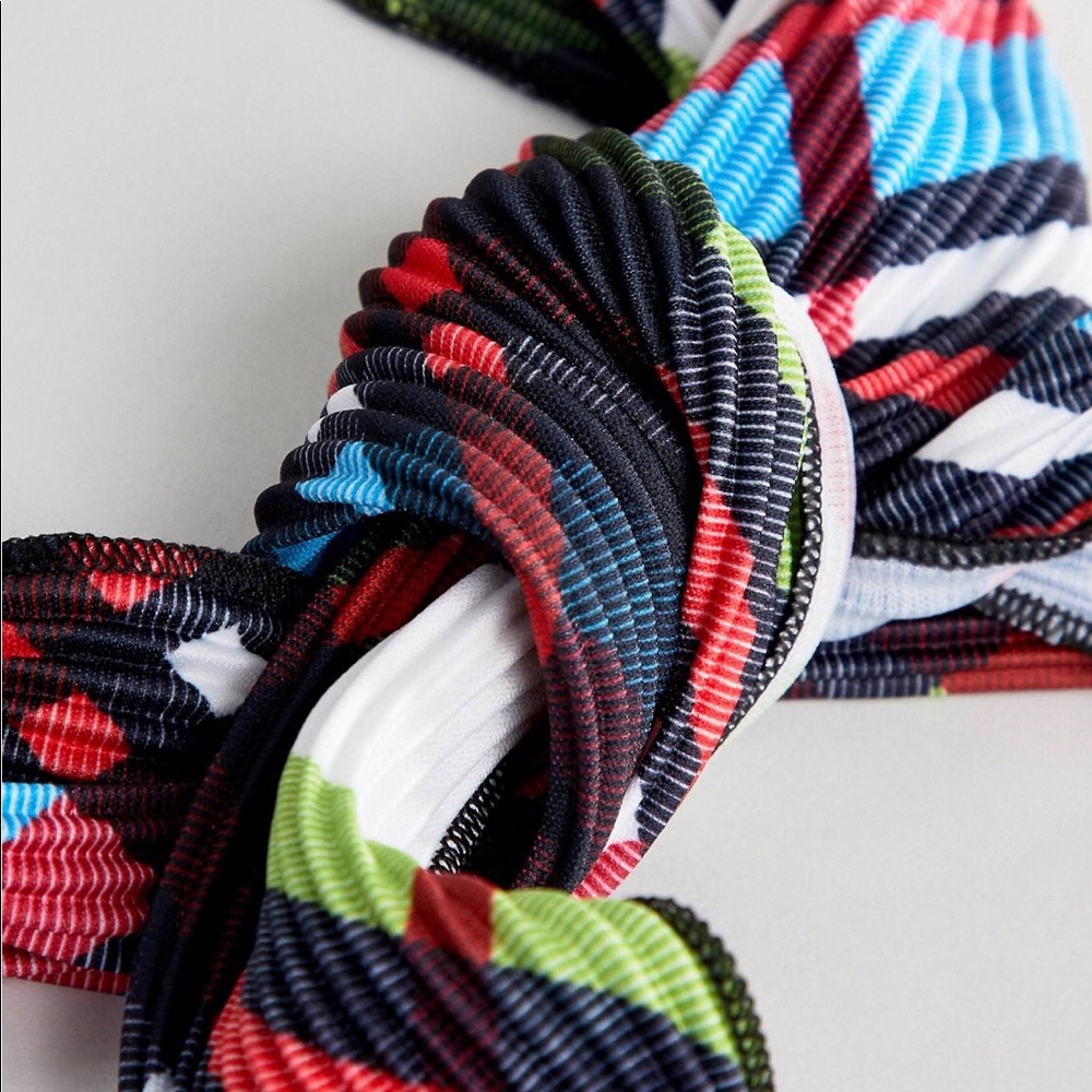 Check Head Scarf - Picture 3 of 3